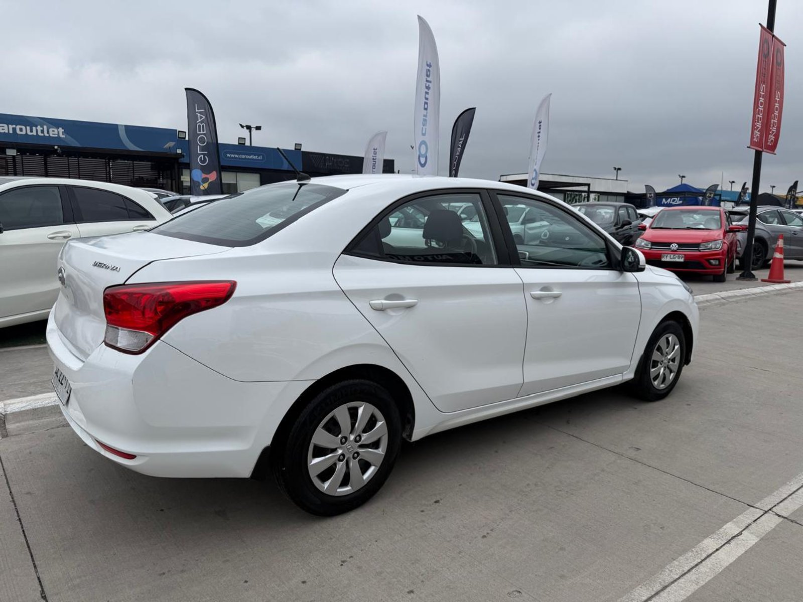 Hyundai VERNA CB 1.4 2020 - Foto 5 de 20