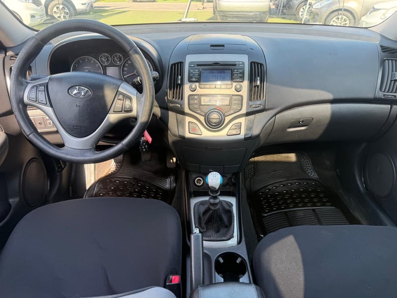 Hyundai I-30 2.0 GLS AC 2AB 2013 - Imagen 12 de 19