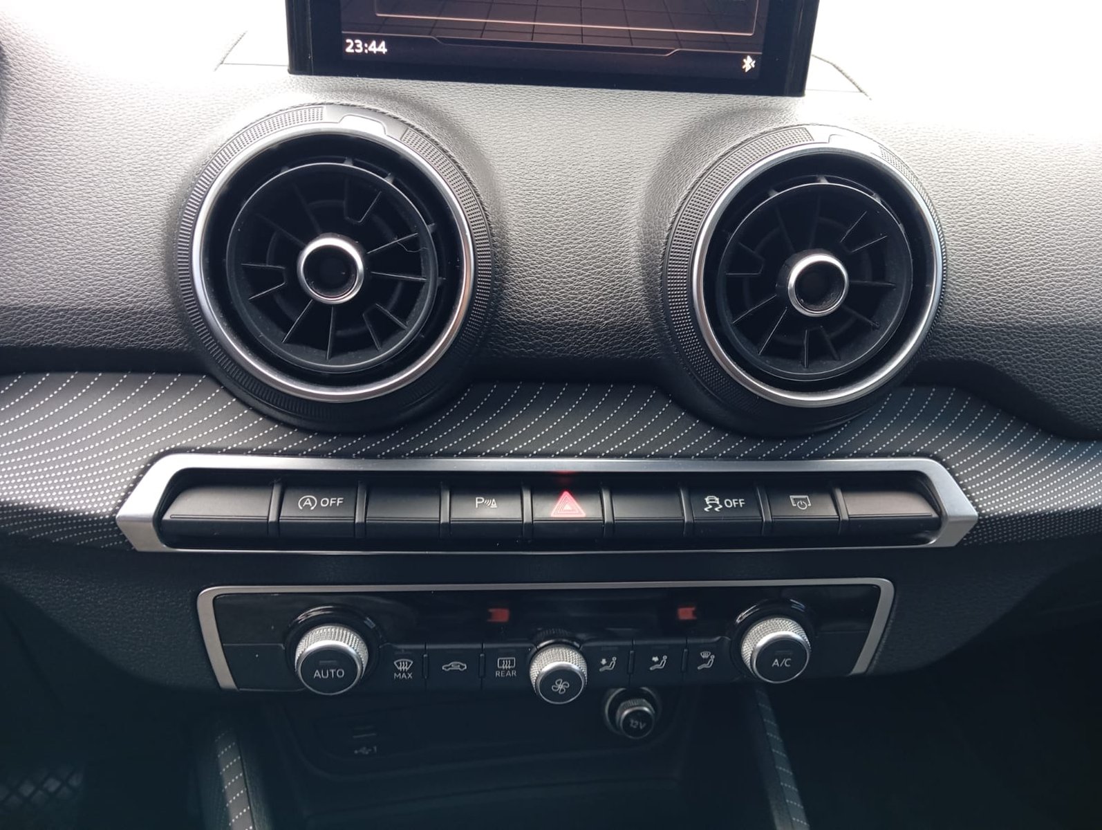 Audi Q2 TFSI SPORT 1.4 AUT 2018 - Imagen 15 de 15