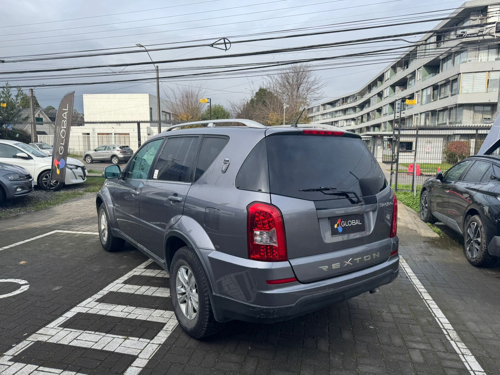 SsangYong REXTON 2.0 2016 - Foto 2 de 10