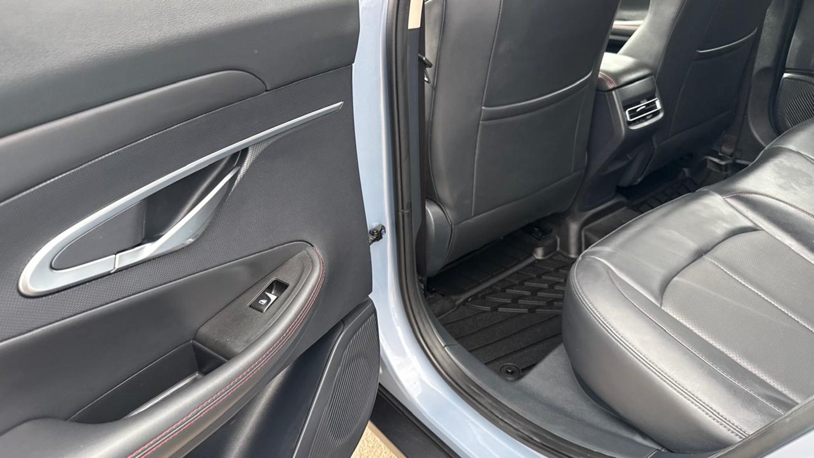 CHANGAN UNI T TURBO 1.5 AUT 2024 - Imagen 19 de 20