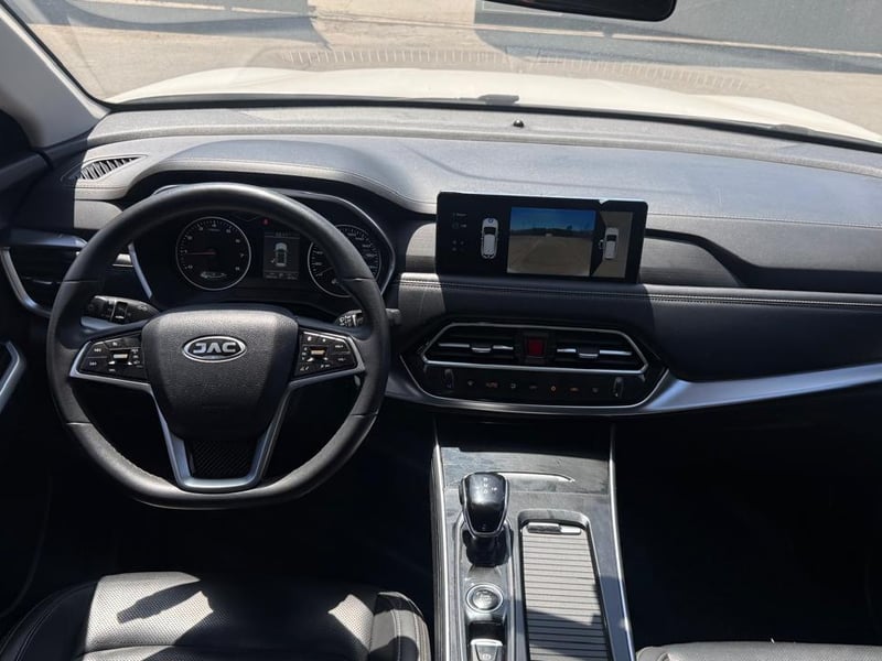 JAC JS8 LUXURY 1.5 2022 - Imagen 13 de 20