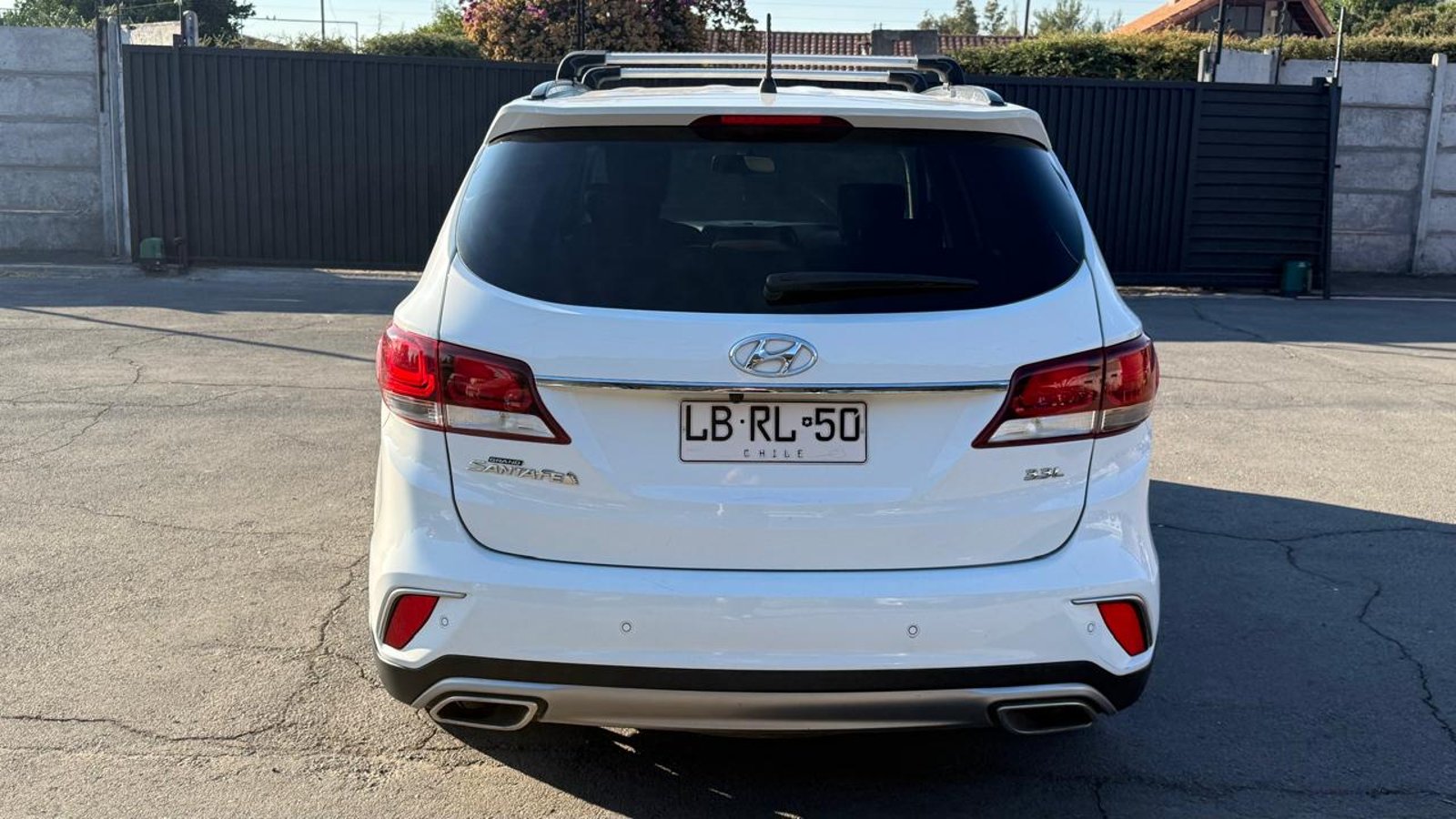 Hyundai GRAND SANTA FE NC 3.3 GLS 2WD 2019 - Imagen 4 de 20