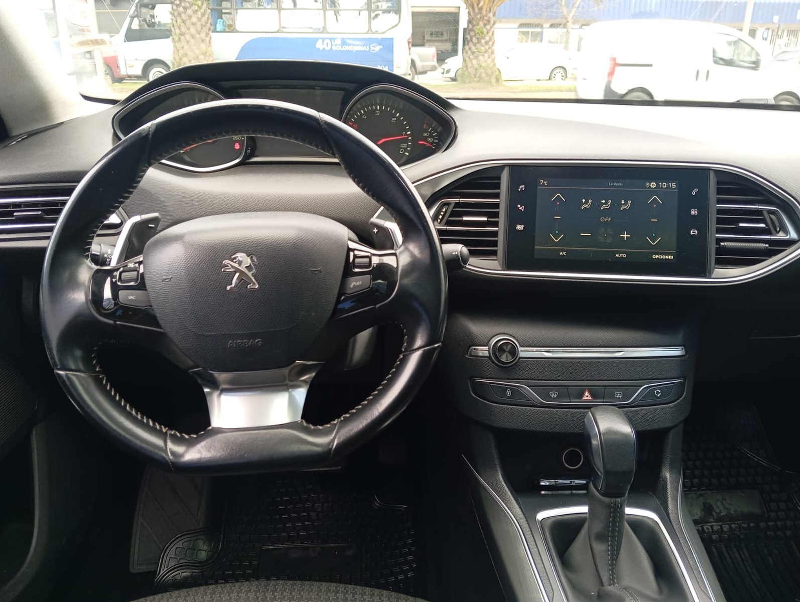 Peugeot 308 FELINE 1.6 BLUEHDI 120HP 2020 - Imagen 8 de 15