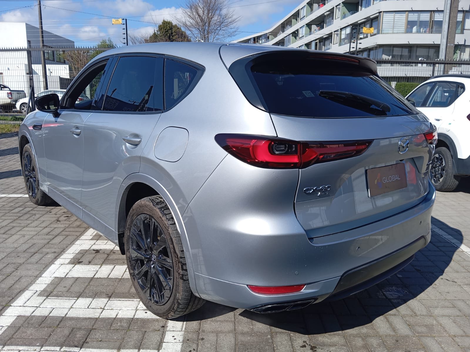 Mazda CX60 PREMIUM SPORT 4X4 3.3 AUT 2024 - Foto 2 de 14