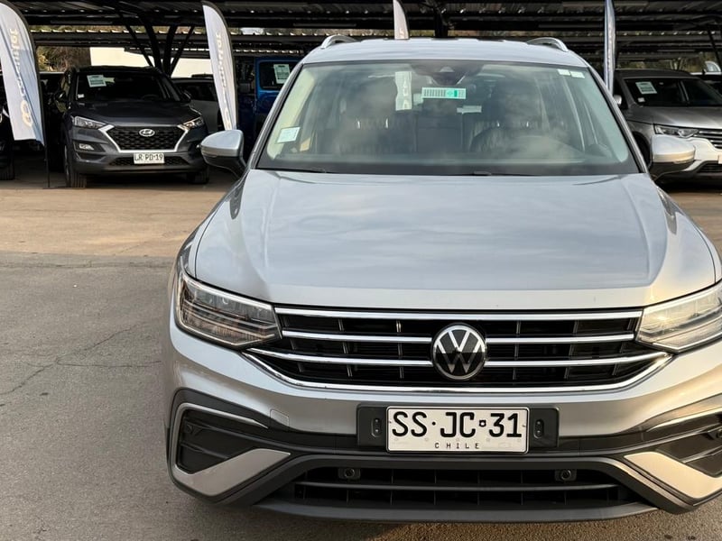 Volkswagen TIGUAN 1.4 AT 2023 - Imagen 8 de 20