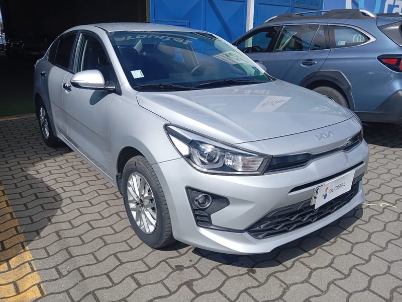 Kia RIO 4 6MT 1.4 2023 - Imagen 5 de 13