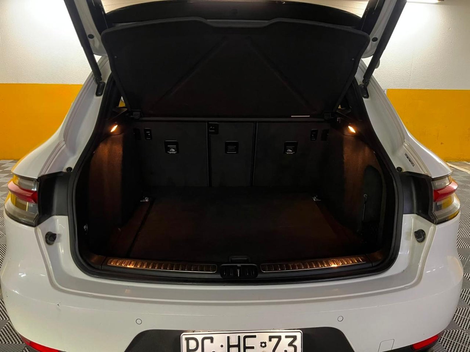 Porsche MACAN R4 II AWD 2.0 AUT 2020 - Imagen 18 de 19