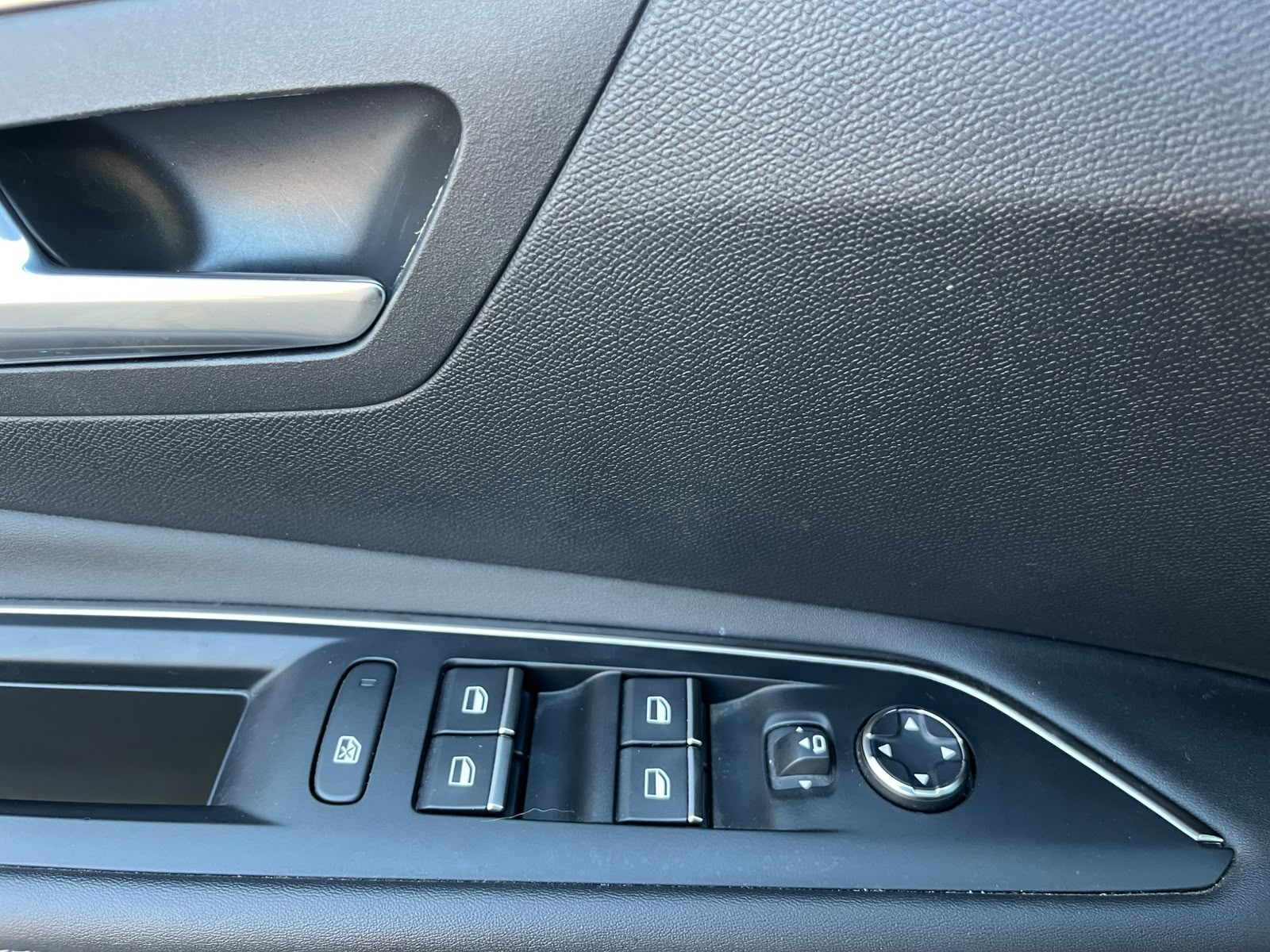 PEUGEOT 3008 PURETECH 180 EAT8 1.6 AUT 2024 - Imagen 10 de 19