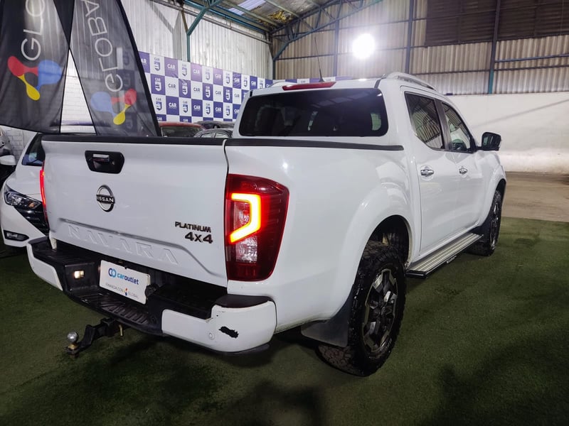 Nissan NAVARA DC 4X4 2.3 AUT 2023 - Imagen 5 de 15