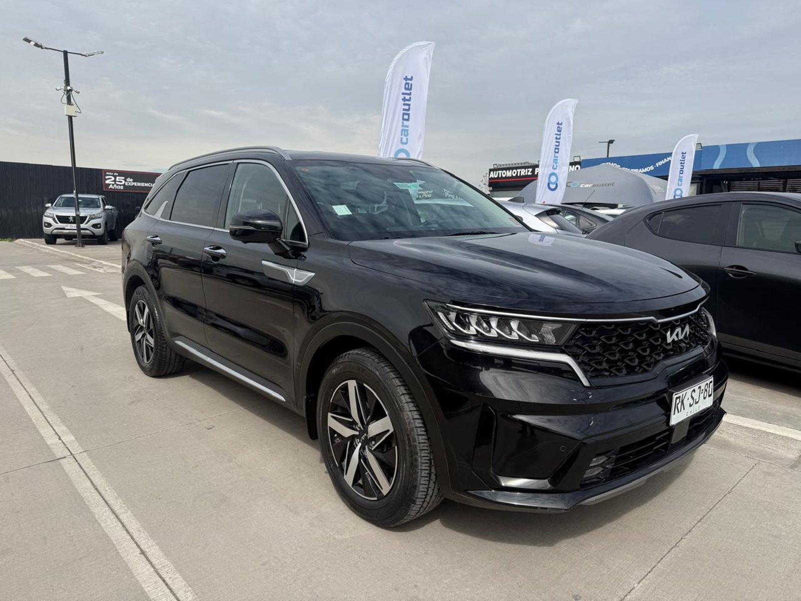 Kia SORENTO 2WD 2.5 AUT 2022 - Imagen 7 de 20