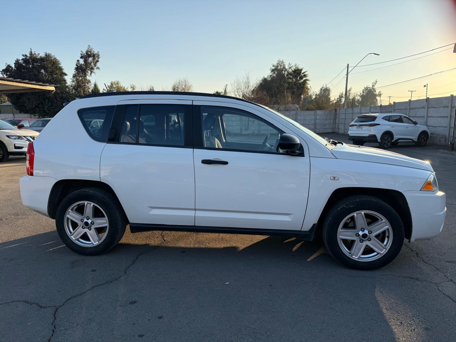 JEEP COMPASS SPORT 2.4 2010 - Imagen 6 de 20