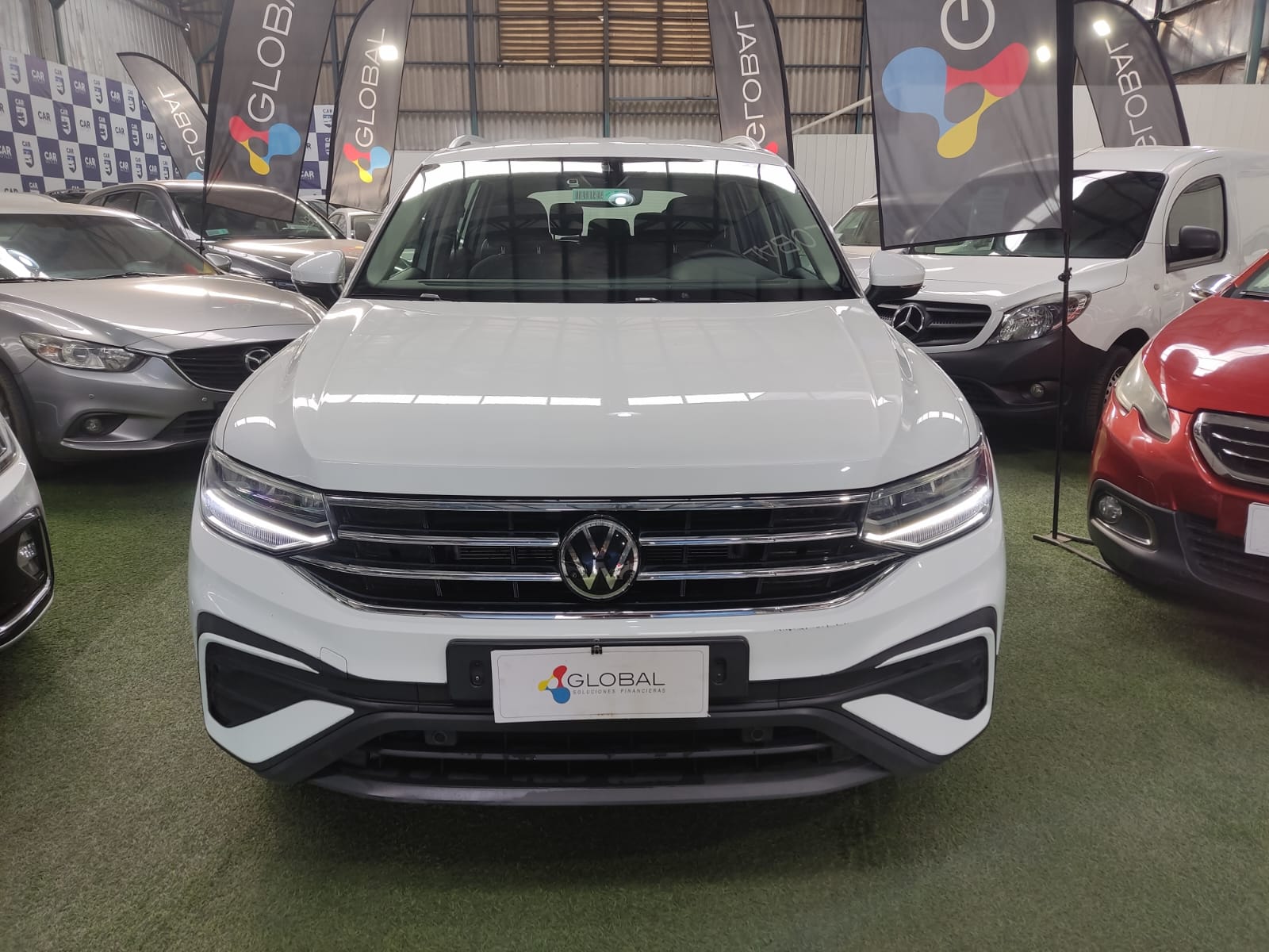Volkswagen TIGUAN TSI 1.4 AT 2024 - Foto 2 de 14