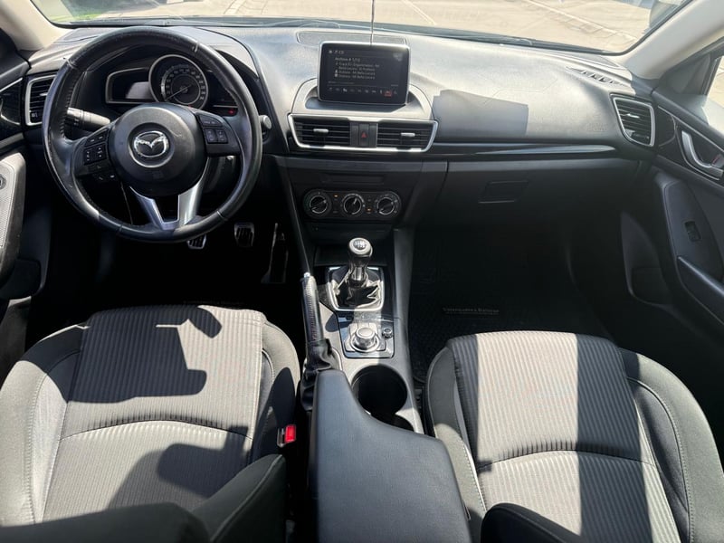 Mazda 3 SEDAN 2.0 2016 - Imagen 12 de 20