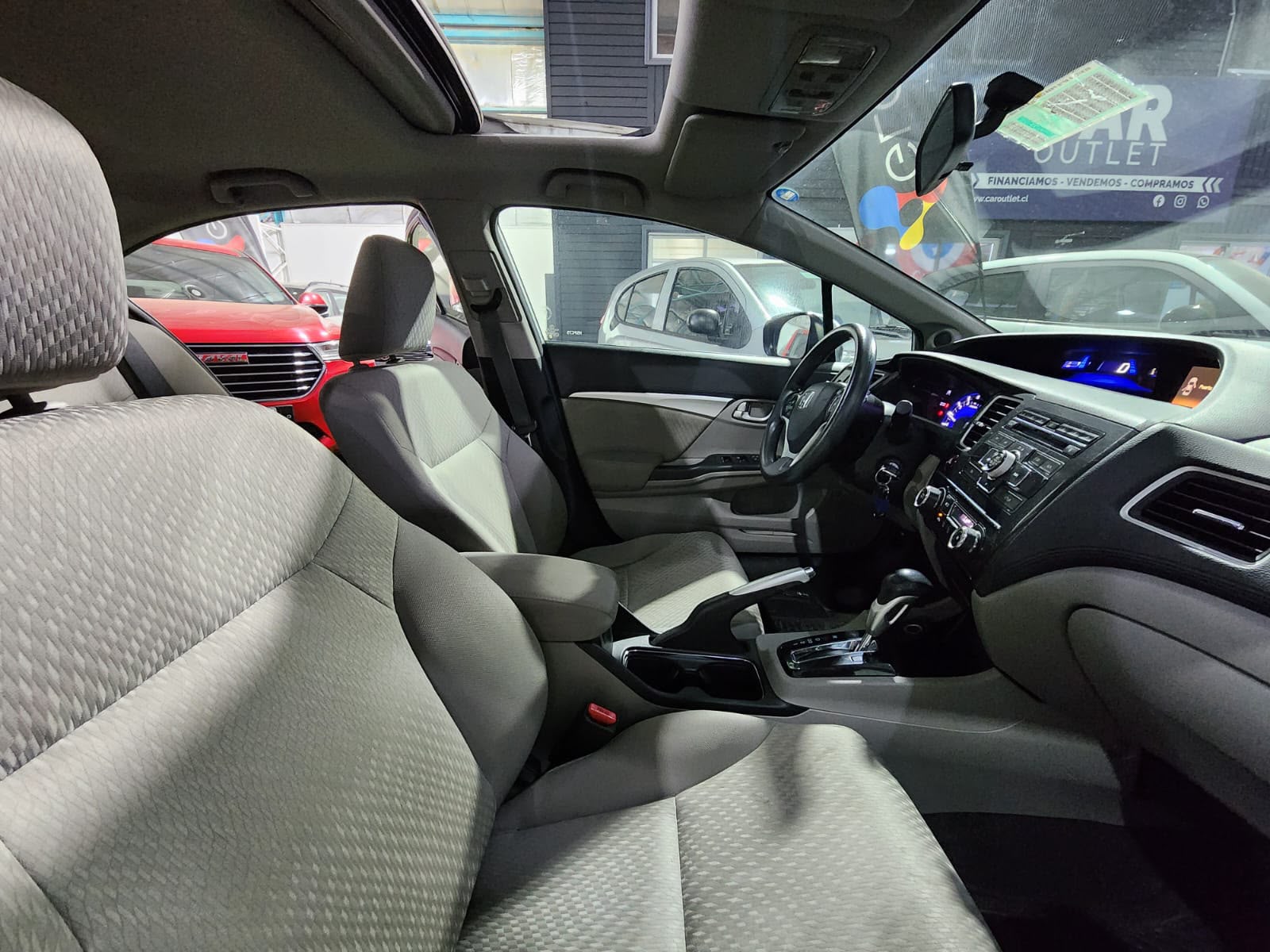 Honda CIVIC 1.8 AUT 2016 - Imagen 8 de 10