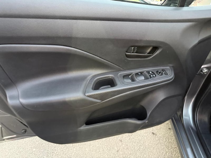 Nissan VERSA SENCE 1.6 2024 - Imagen 11 de 19