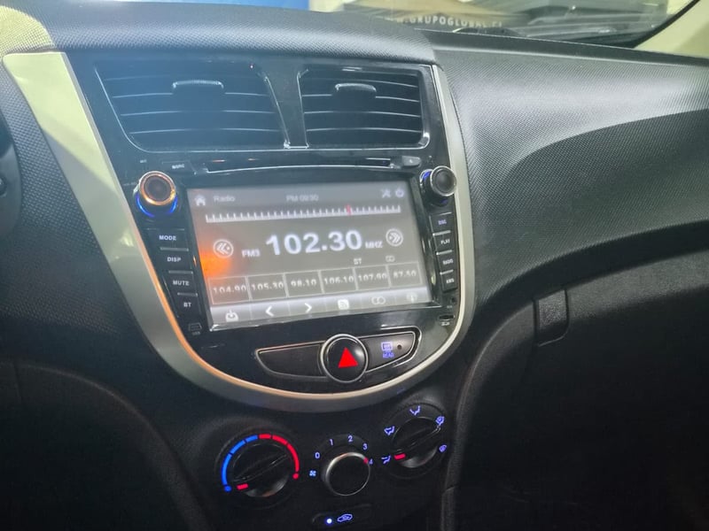 Hyundai ACCENT RB GL 1.4 2017 - Imagen 9 de 9