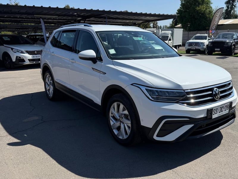 Volkswagen TIGUAN 1.4 AT 2023 - Imagen 7 de 20