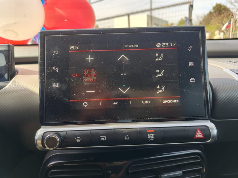 Citroën C-4 HDI 115 BVM6 S&S FEEL 2020 - Imagen 9 de 12