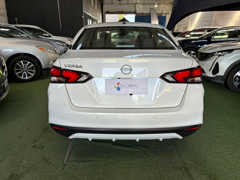 Nissan VERSA ADVANCE CVT 1.6 2024 - Imagen 3 de 10