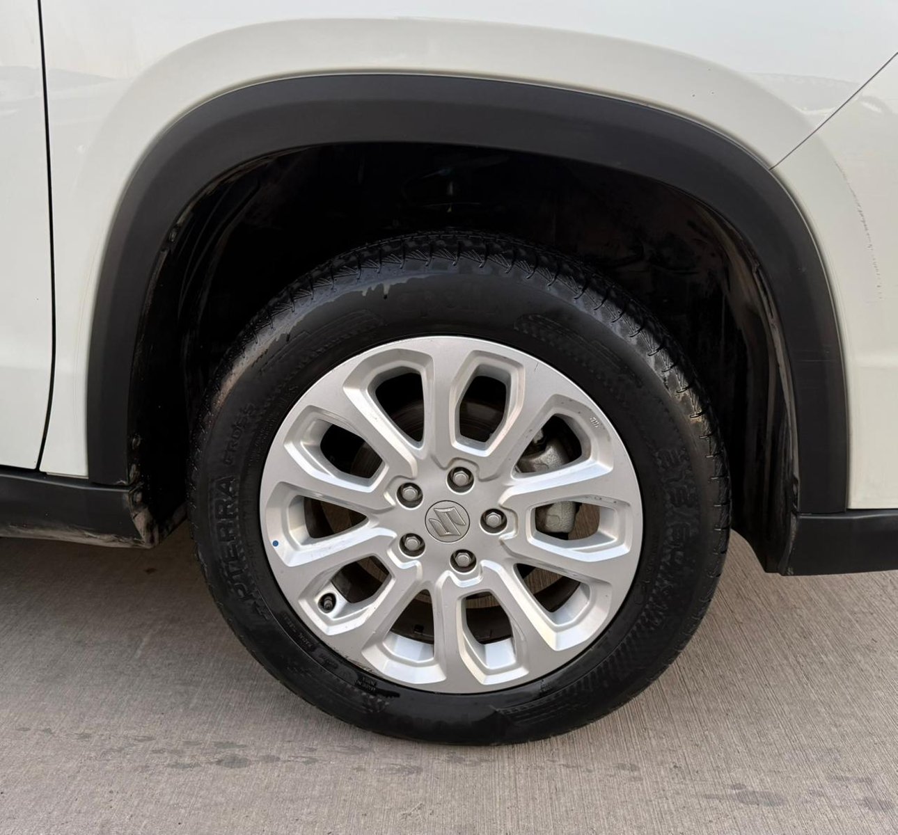 SUZUKI NEW GRAND VITARA GL 1.5 2023 - Imagen 16 de 18