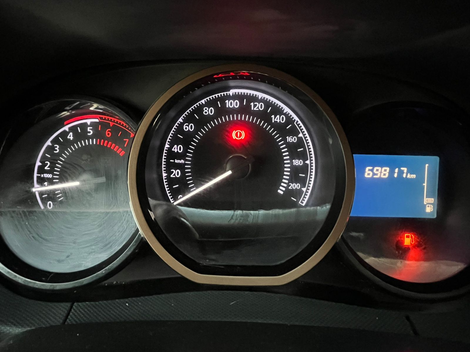 Renault DUSTER ZEN 1.6 2018 - Imagen 13 de 18
