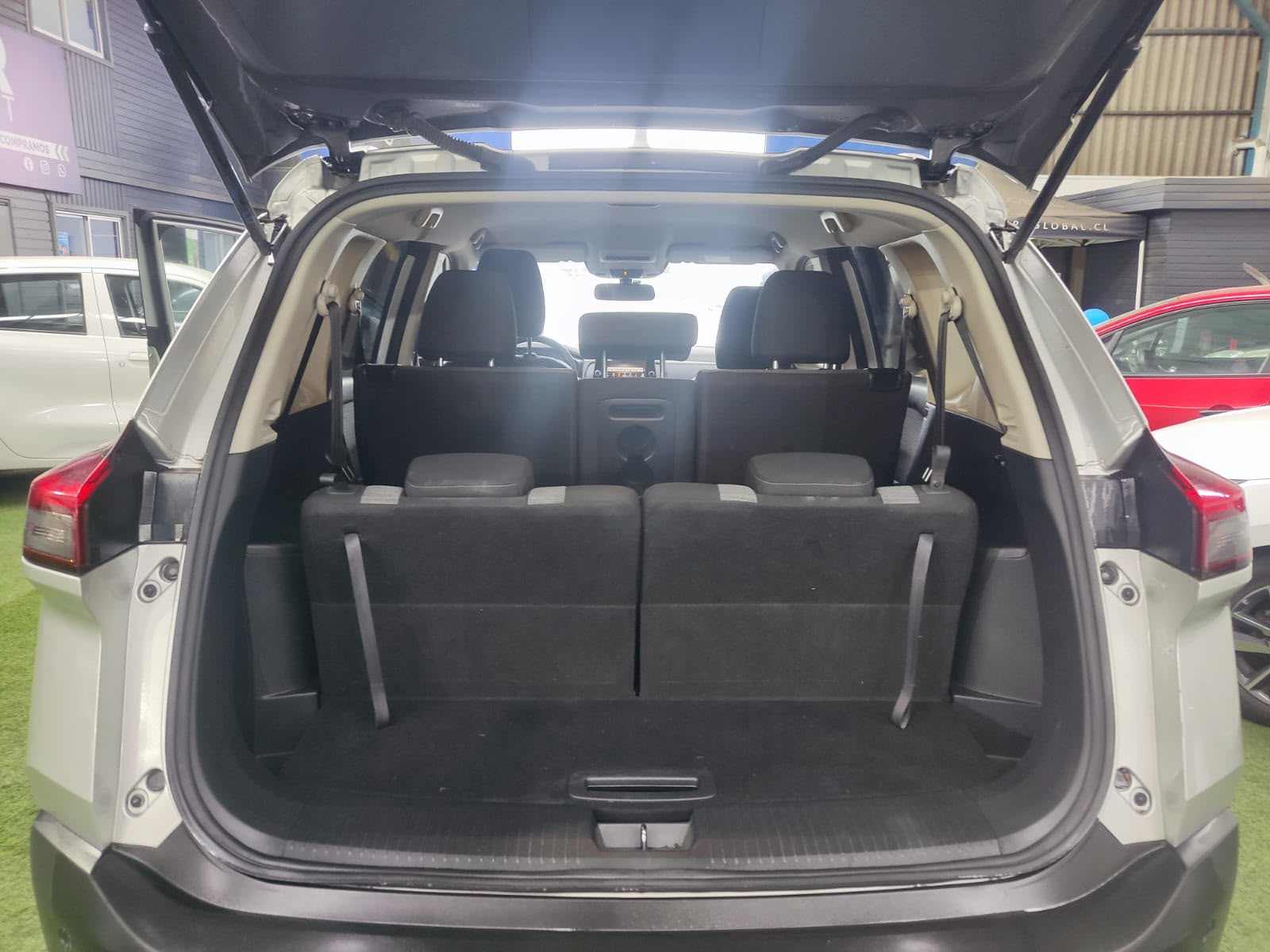 Nissan X TRAIL 4X2 2.5 AUT 2025 - Imagen 12 de 14