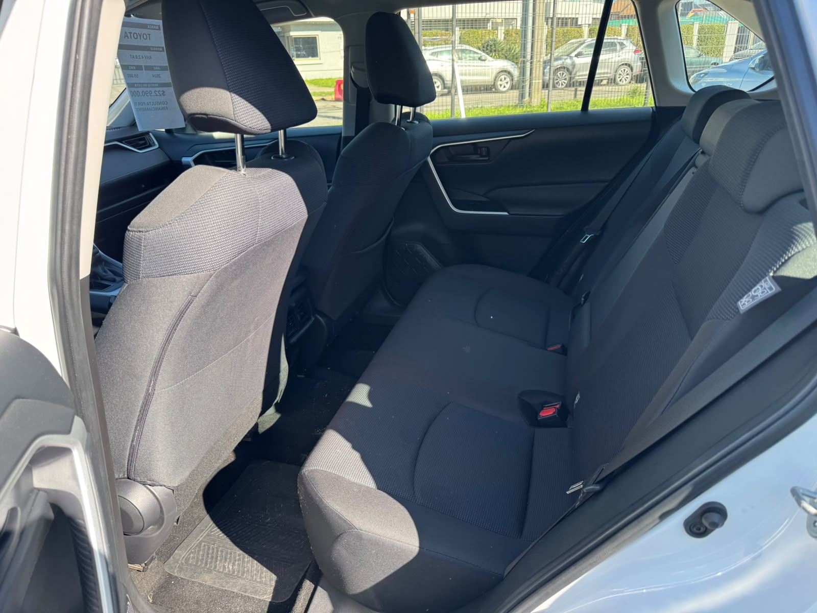 Toyota RAV4 4X2 2.0 AUT 2024 - Imagen 10 de 10