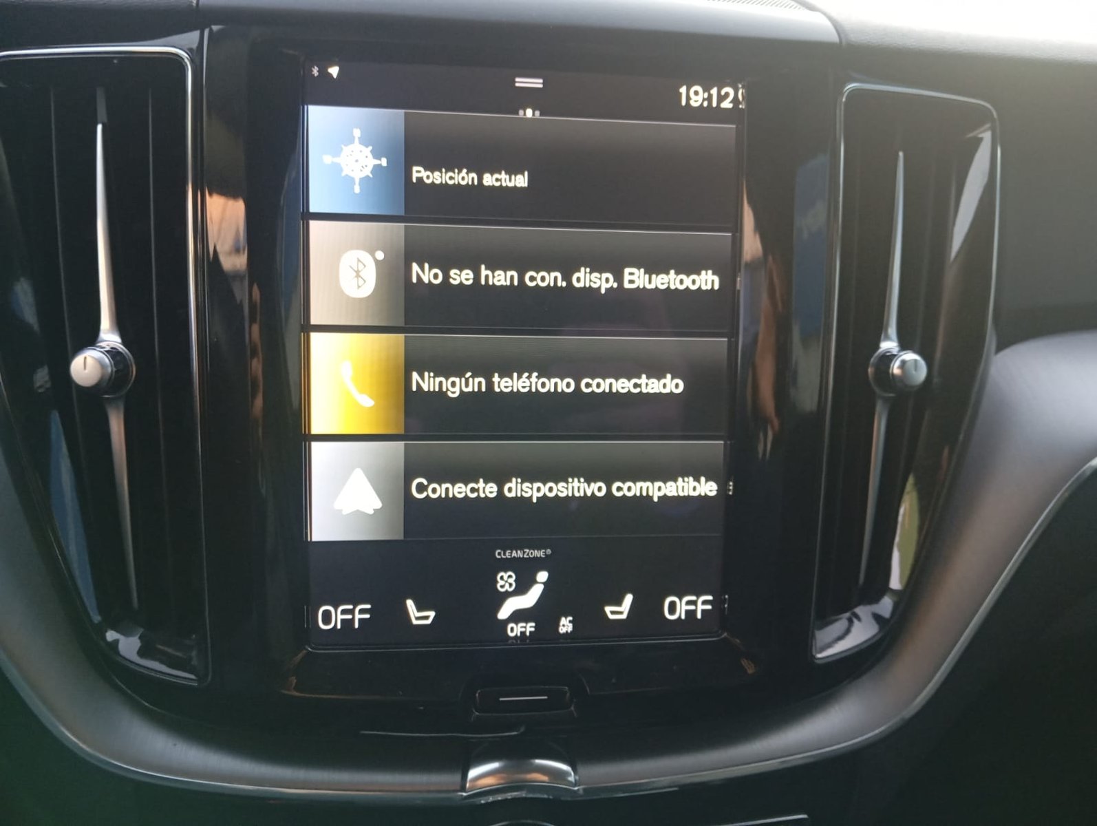 Volvo XC60 T5 MOMENTUM 4X4 2.0 AUT 2021 - Imagen 13 de 13