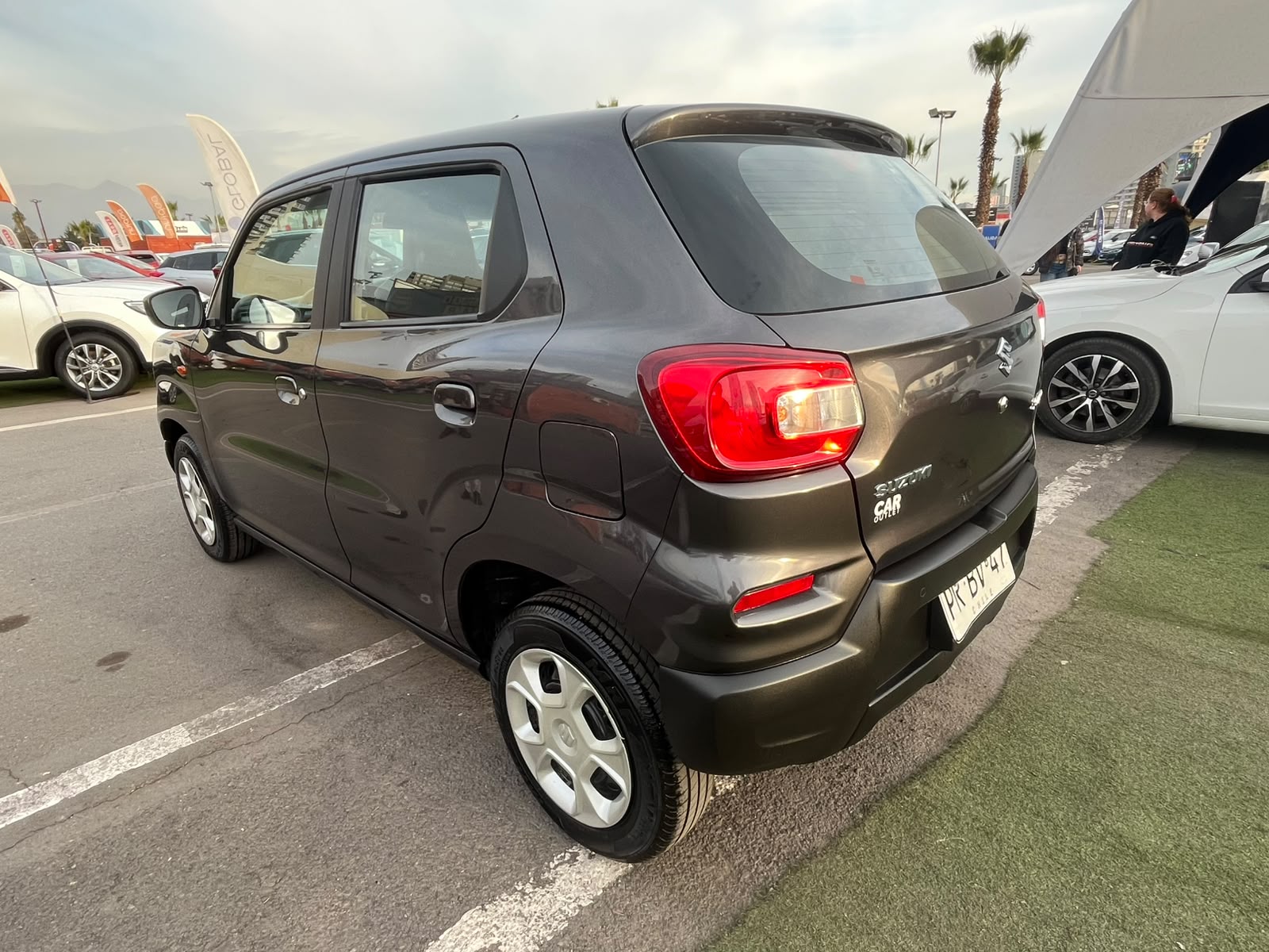 Suzuki S PRESSO HB 1.0 2021 - Foto 3 de 18
