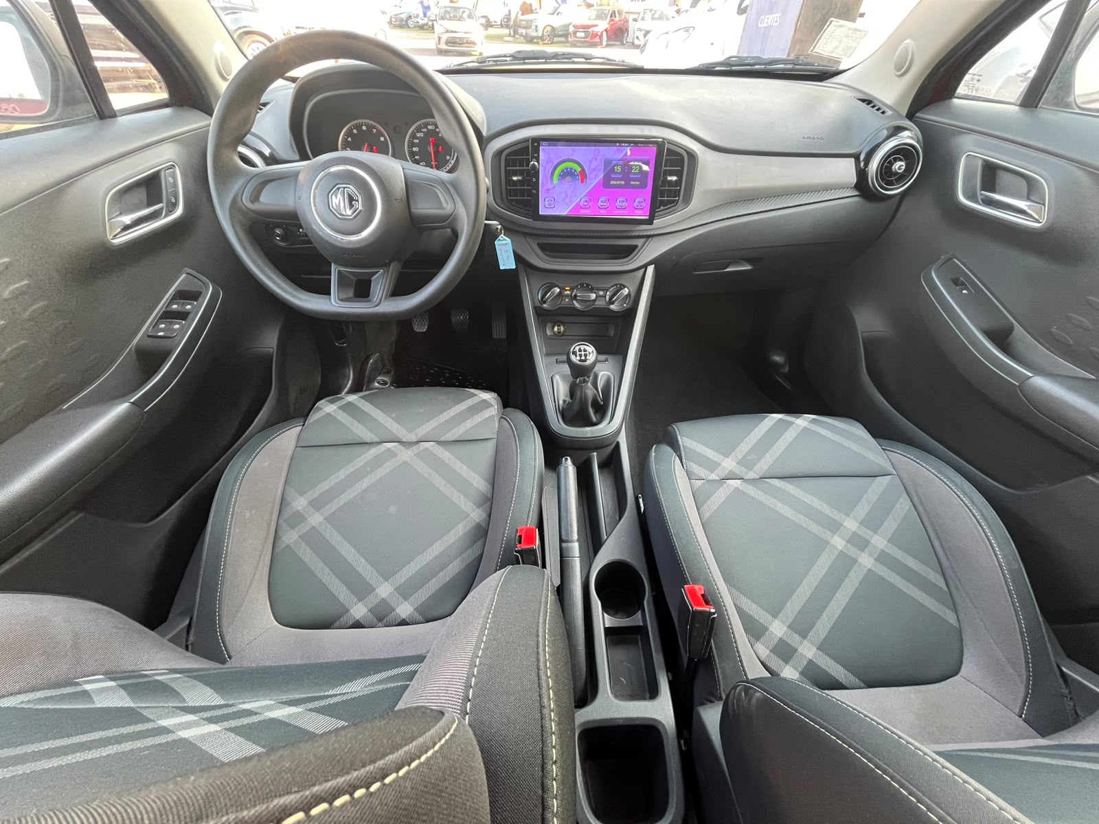MG 3 HATCH BACK 1.5 2019 - Imagen 11 de 18