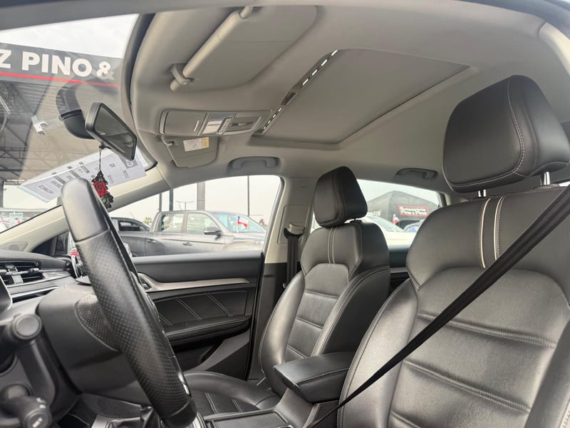 MG 6 DLX 1.5 2022 - Imagen 9 de 20
