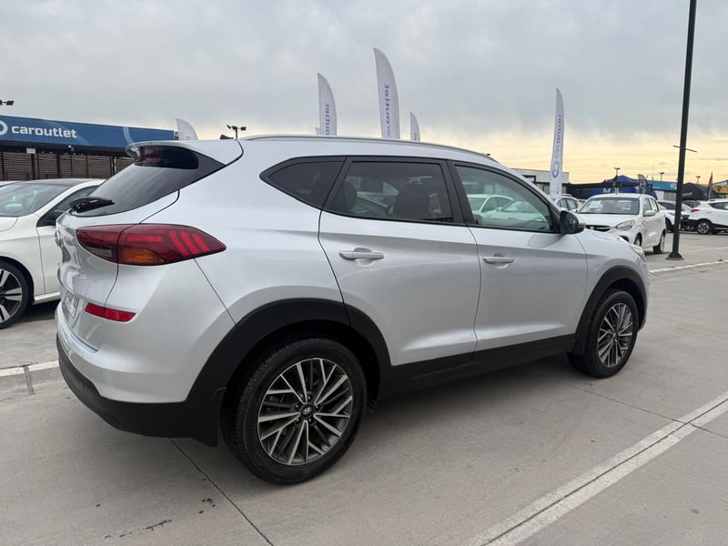 Hyundai TUCSON TL 2.0 AUT 2020 - Imagen 5 de 20