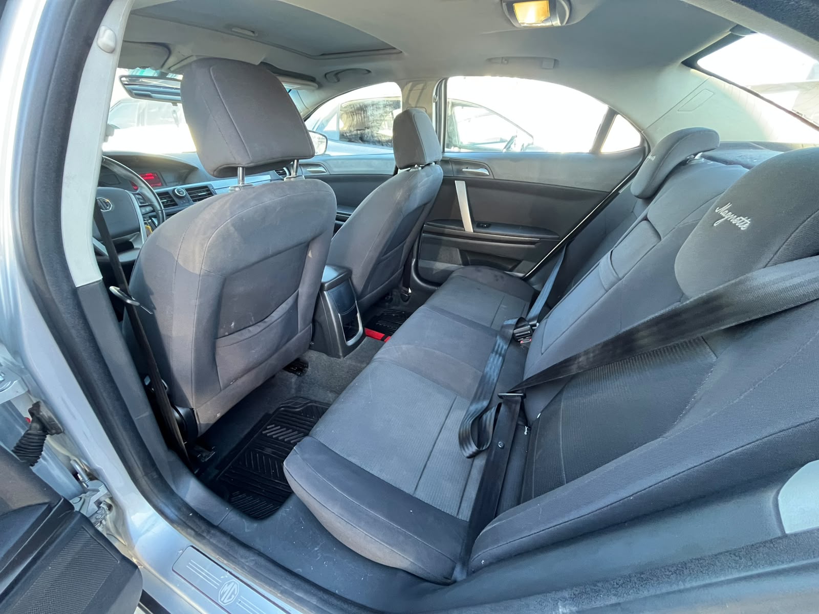 MG 6 MAGNETTE 1.8 2014 - Imagen 14 de 15