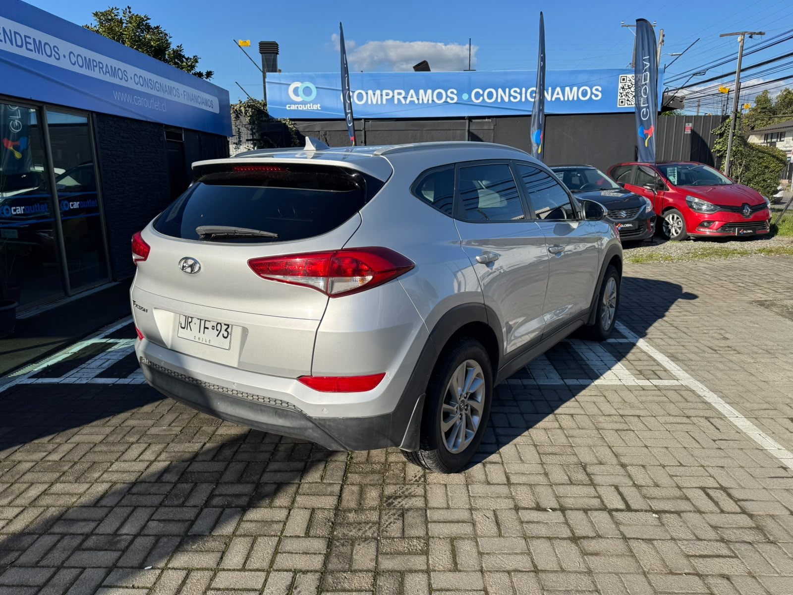 Hyundai TUCSON TL 2.0 AUT 2017 - Foto 4 de 11