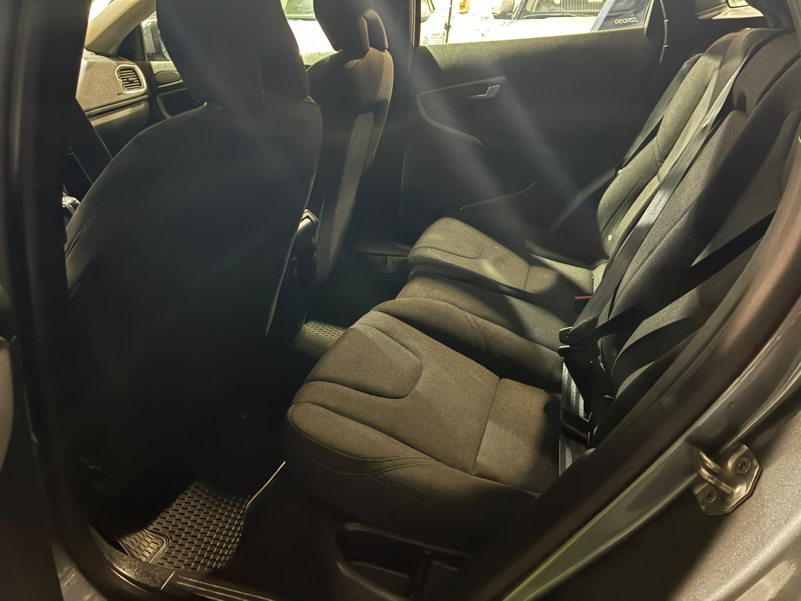 Volvo V40 D2 COMFORT 2.0 2018 - Imagen 10 de 11