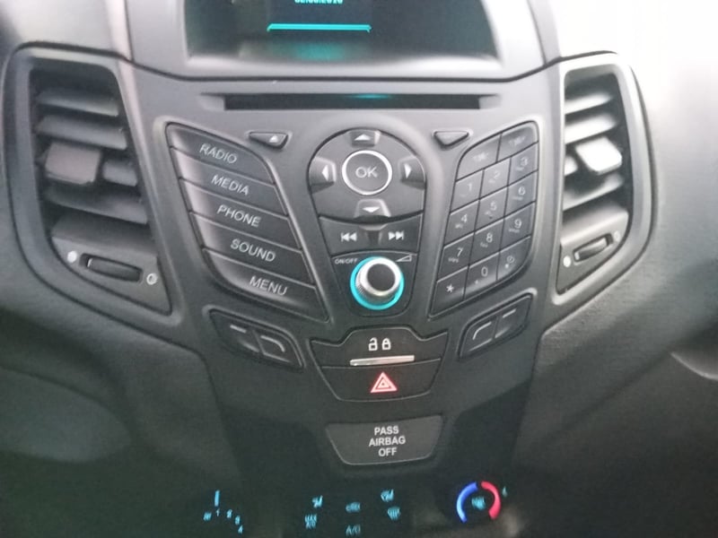 Ford FIESTA 1.6 2019 - Imagen 9 de 12