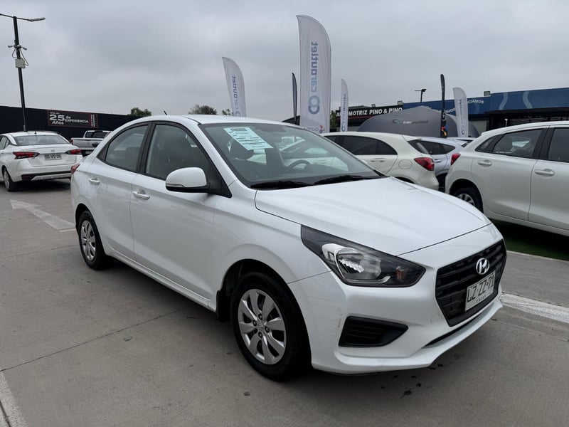 Hyundai VERNA CB 1.4 2020 - Imagen 7 de 20