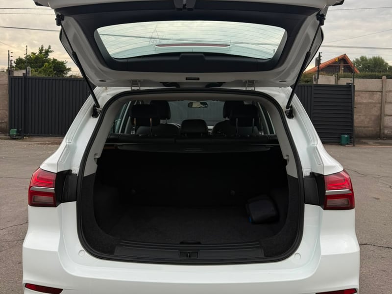 MG RX5 1.5 2022 - Imagen 19 de 20
