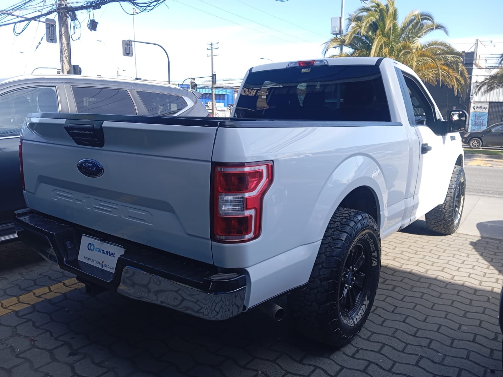 Ford F-150 XLT 4X2 2020 - Foto 4 de 10