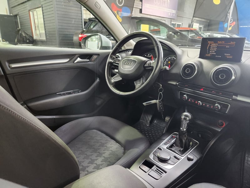 Audi A3 ATTRACTION 1.2 TFSI STRONIC 2014 - Imagen 10 de 13