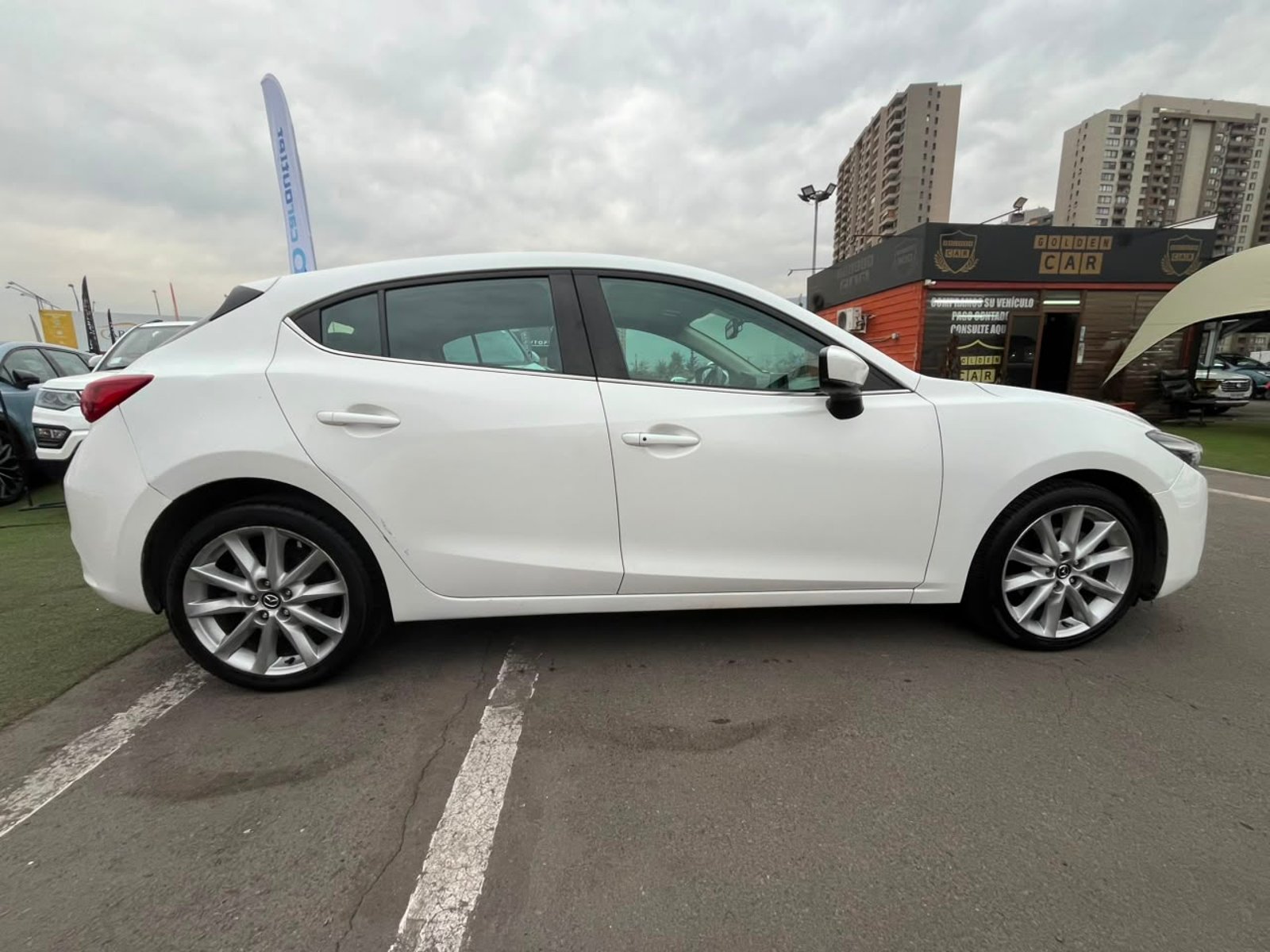 Mazda 3 HATCH BACK 2.0 AUT 2018 - Imagen 6 de 18