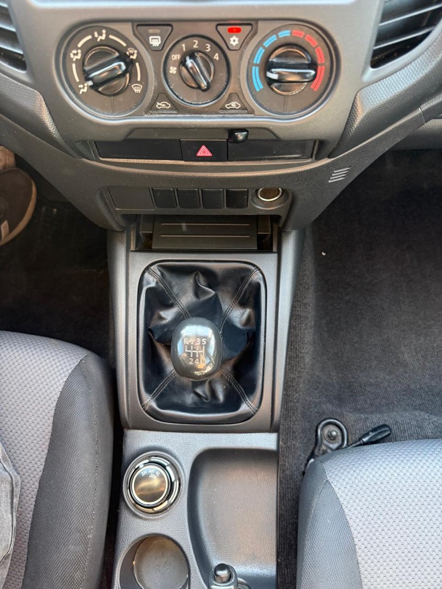 MITSUBISHI L200 KATANA CRM 4X4 2.4 2022 - Imagen 17 de 20