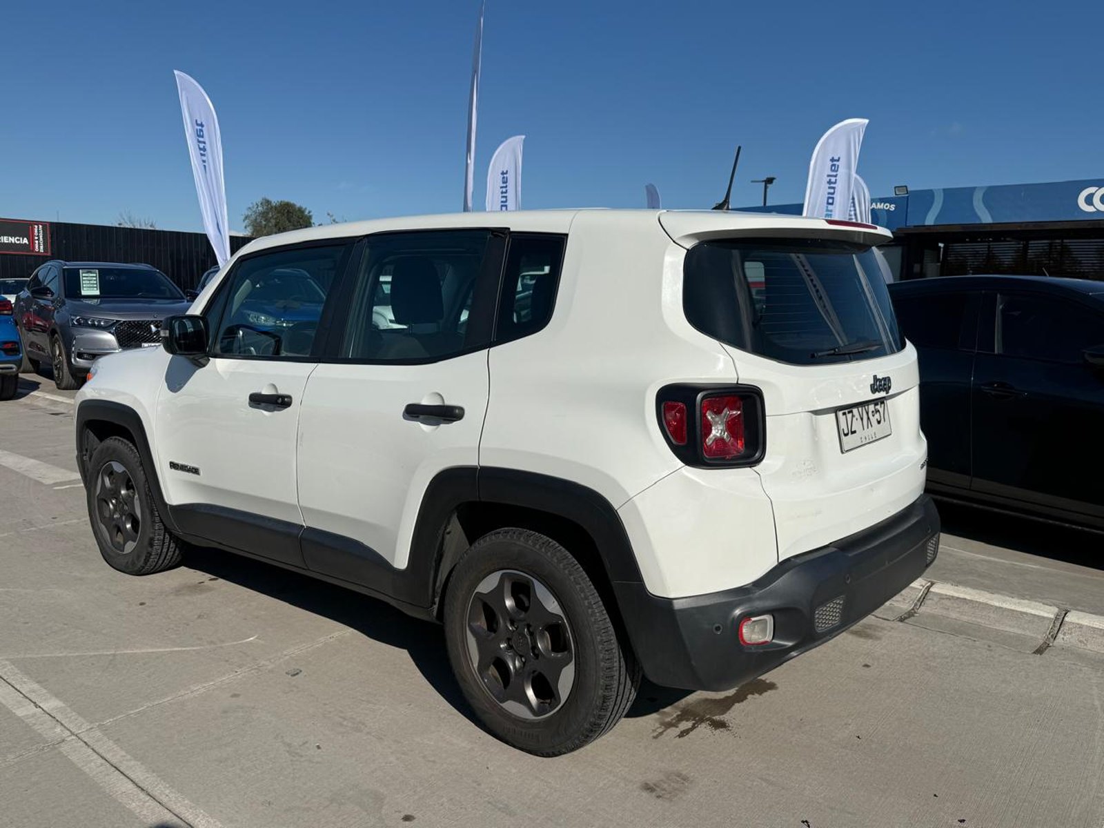 Jeep RENEGADE SPORT 1.8 2018 - Foto 3 de 20