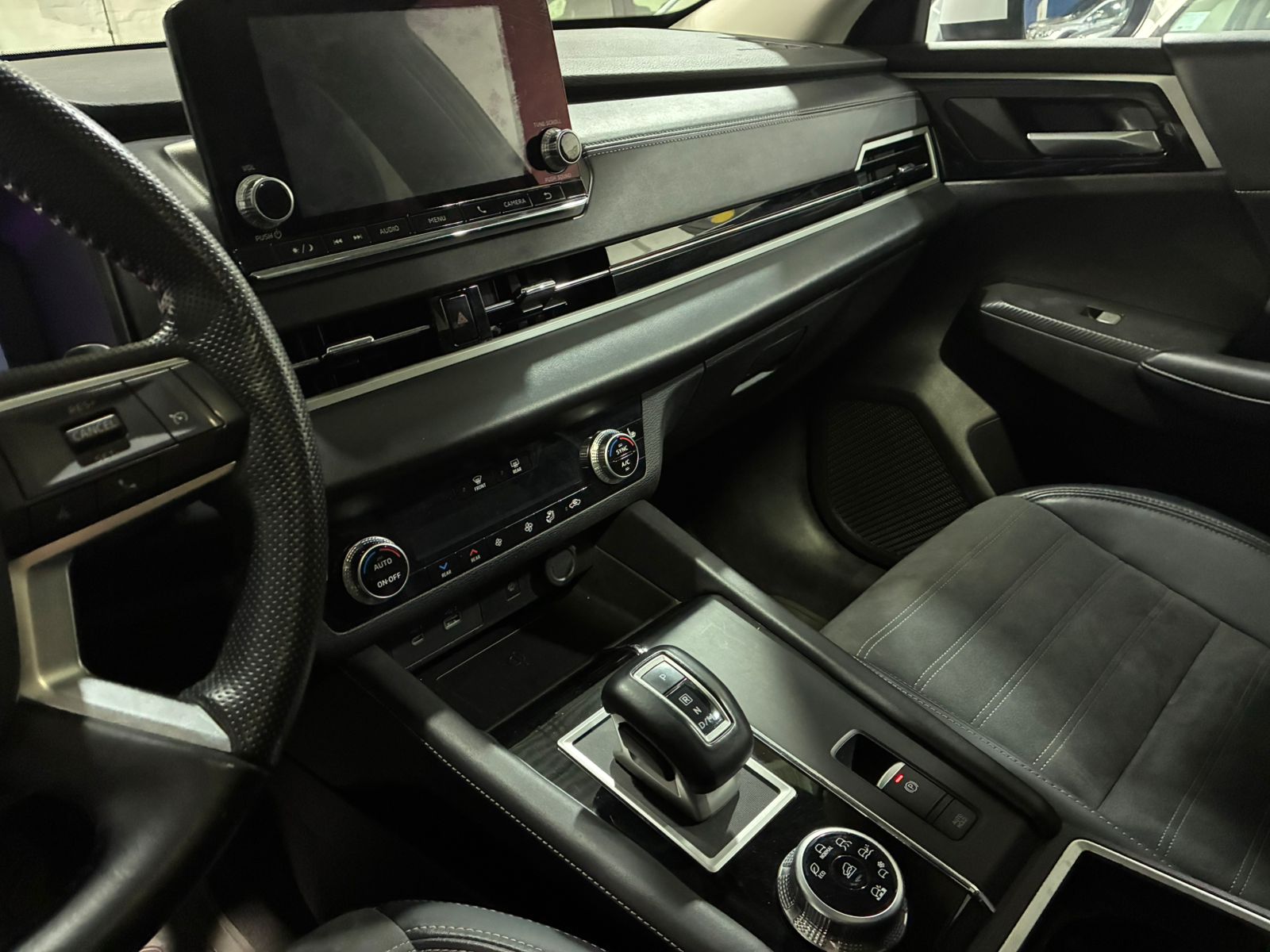 MITSUBISHI OUTLANDER GLS 4X4 2024 - Imagen 9 de 12