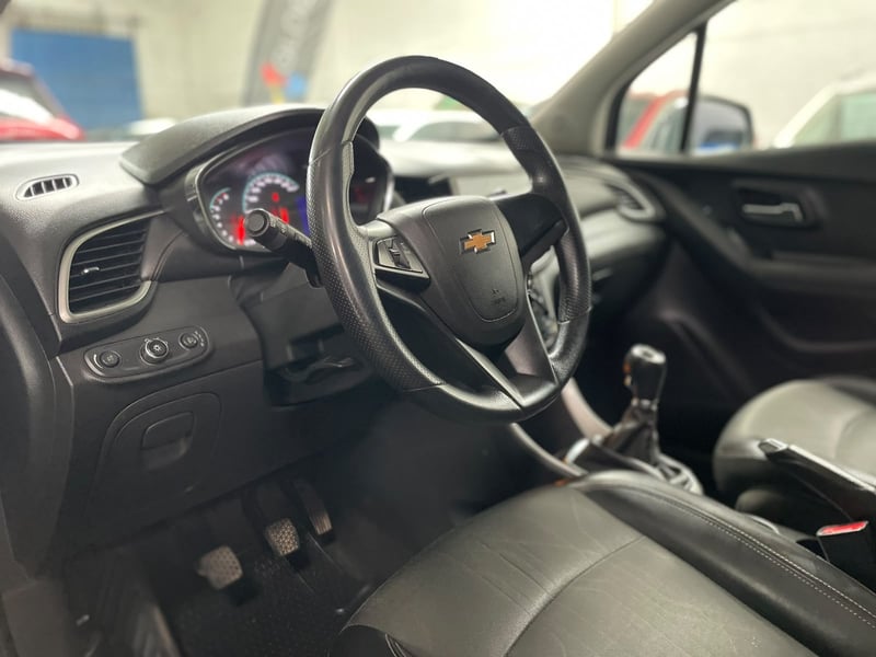 Chevrolet TRACKER FWD 1.8 2020 - Imagen 7 de 10