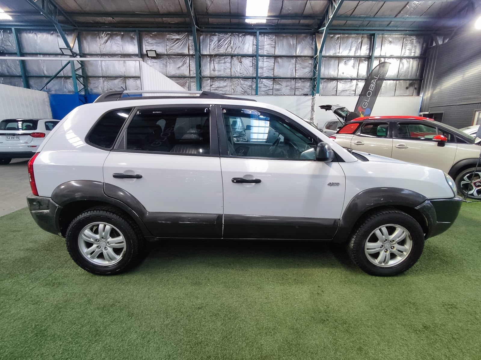 Hyundai TUCSON 2.0 GL 4WD 2AB 2007 - Imagen 6 de 14