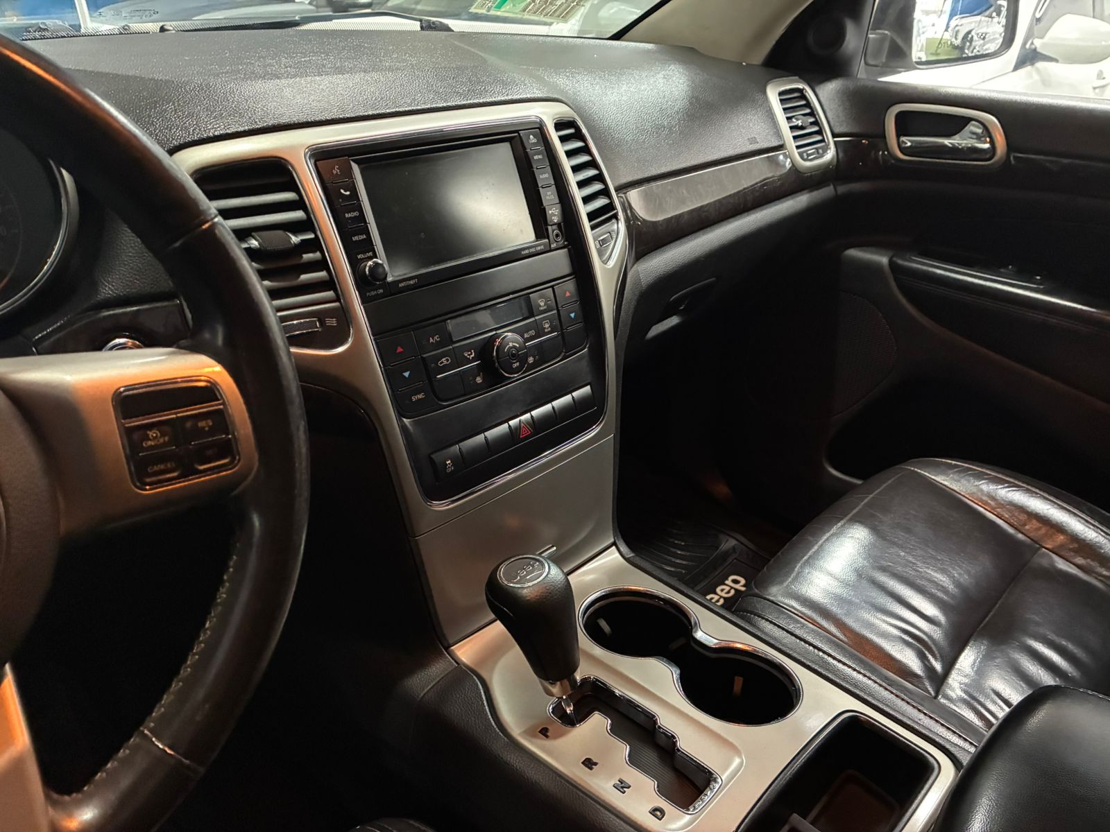 Jeep GRAND CHEROKEE 3.6 2013 - Imagen 10 de 11