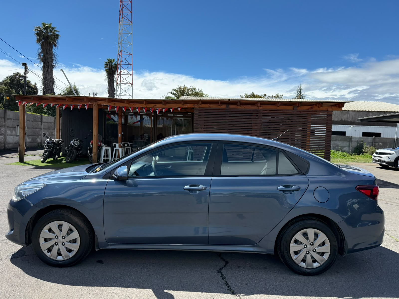 Kia RIO 4 LX 1.4 2019 - Foto 2 de 18