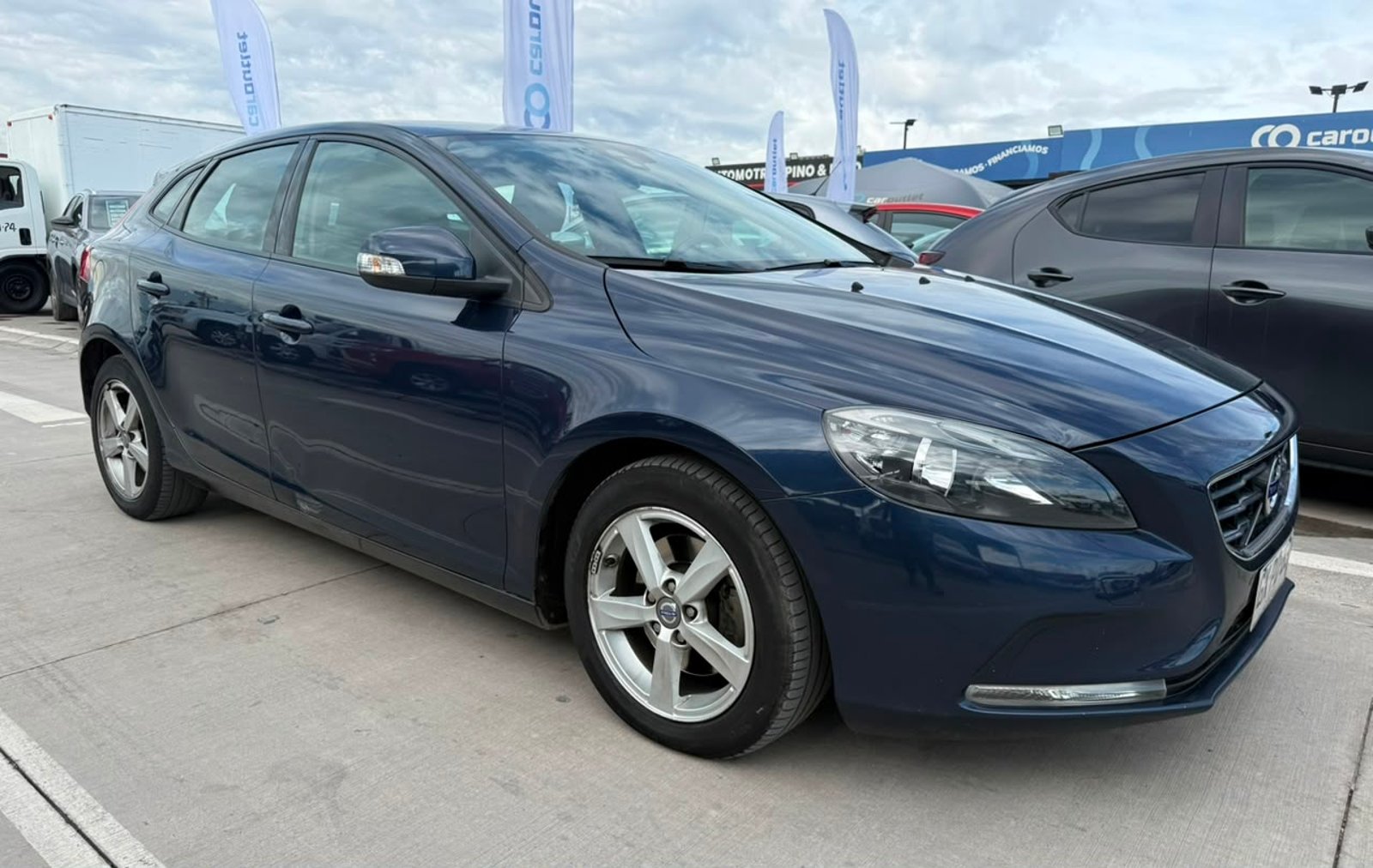Volvo V40 T4 COMFORT 2015 - Imagen 7 de 19
